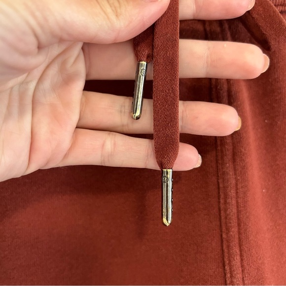 Lululemon athletica scuba high rise joggers maroon - Picture 5 of 12